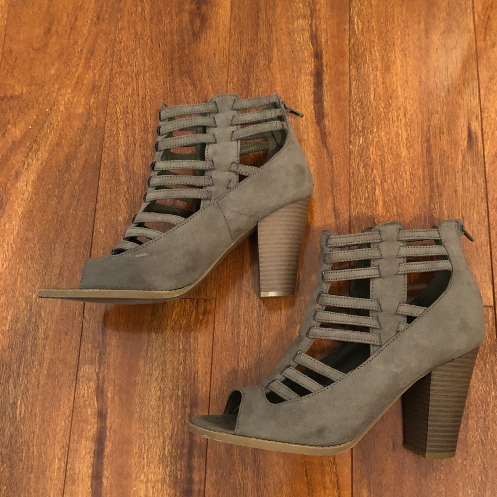 G by Guess shoes